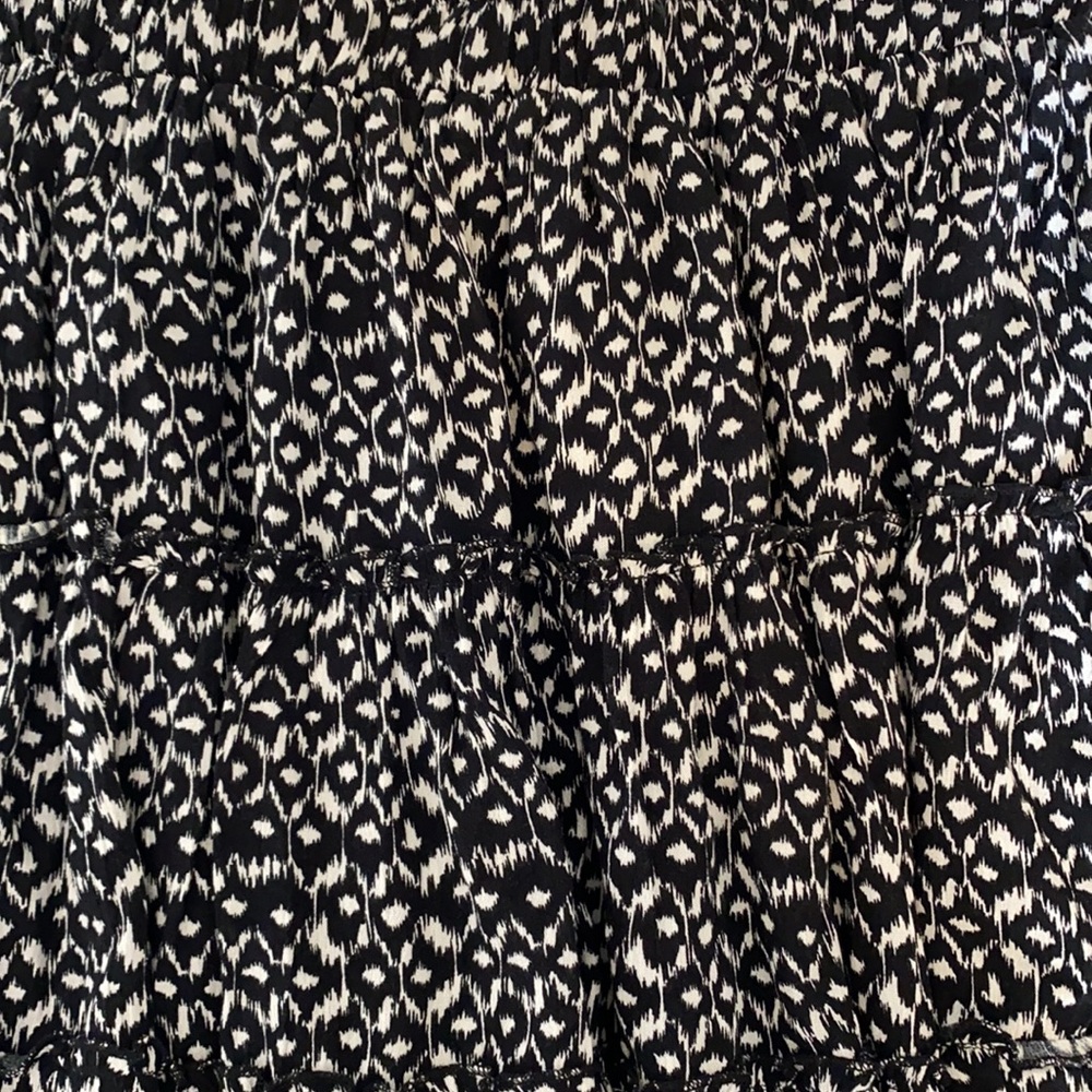 Entro Tiered Ruffle Skirt - Picture 2 of 3